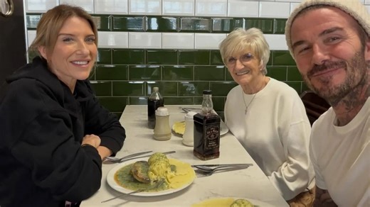David Beckham enjoys £5.50 lunch with mum - after Brooklyn's latest bombshell