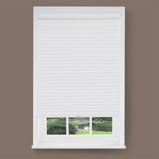 Mainstays 9/16" Cordless Room Darkening Cellular Shades, 24" x 64", White - Walmart.ca