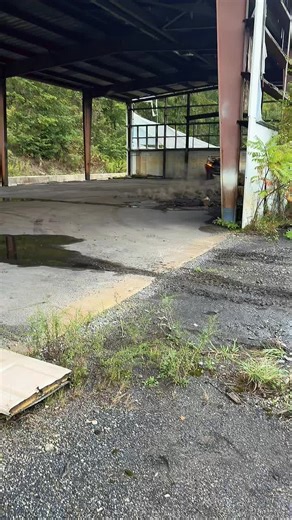 Hubby practicing his circle game. #sxs #atv #nature #doughnut #vaca
