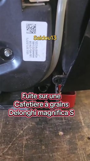237 reactions · 19 shares | Solution pour problème de fuite sur une cafetière à grains Delonghi magnifica S #machine #Astuces #cafetiere #reparation #DeLonghi #coffee #café | Saidou Mai | Facebook