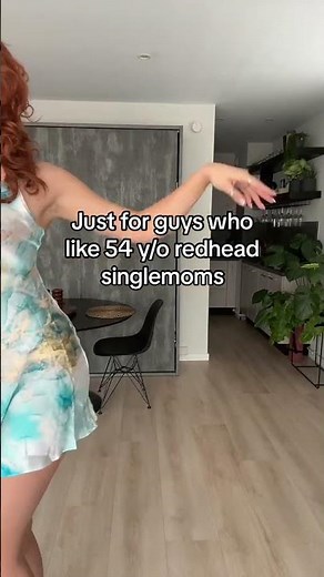 the combo is a good deal 😊 #SanFrancisco, #SF#redhead #singlemom