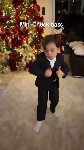 Gossip Girl's Chuck Bass: A Mini Tribute