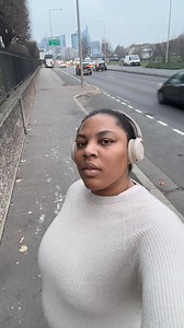 La semaine de Noël qui était aussi la semaine rouge pour moi ❣️ J’ai loupé un entraînement mais j’ai fait les deux autres ! Je continue de me donner à fond ! Les 42km du Marathon de Milan m’attendent 🥰 À la semaine prochaine pour un nouveau debrief ! ____________ J’utilise l’application @campus.coach pour ma prépa ! Avec le code VAVARUN tu bénéficieras d’un mois en premium gratuit 🏃🏽‍♀️‍➡️ #LeMarathondeVavaAMilano #objectif2026 #semimarathon #courseaddict #courirplusloin #runneuse #fractionné