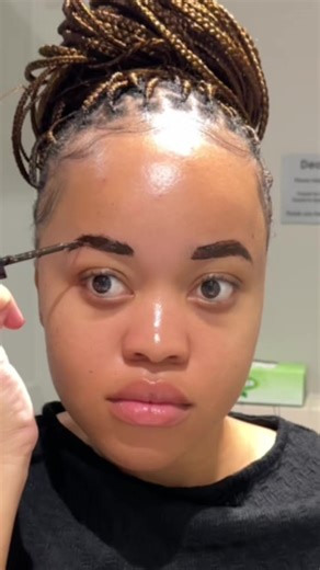 Eyebrow Tinting Tutorial for Stunning Looks