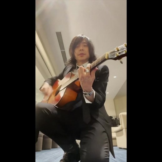 宮本浩次とエレファントカシマシの悲しみの果てに関する弾き語りカバー