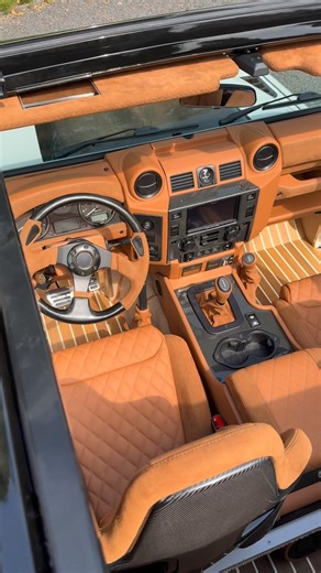 The-Landrovers on Instagram: "Discidium rises to the pinnacle of exclusivity. The world’s first Custom Defender 90 to feature an electric sliding roof. ✨🦁 Every detail has been imagined with devotion, perfected through masterful engineering, and hand crafted to the highest standard, in seamless harmony with the soul of its future owner. Driven by passion, inspired by adventure. #TheLandrovers #Defender #CustomDefender #Discidium #Luxury4x4 #Defender90 #AutomaticRoof"