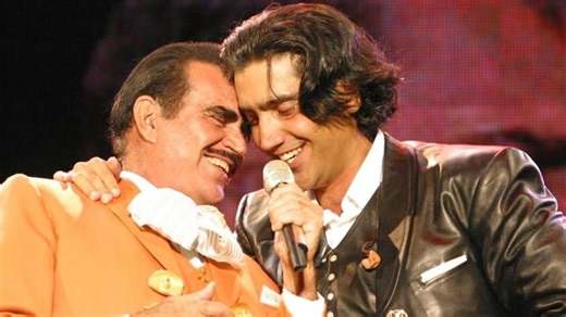 Alejandro Fernández anuncia la fecha de estreno de “De Rey a Rey”, el disco en homenaje a Vicente Fernández