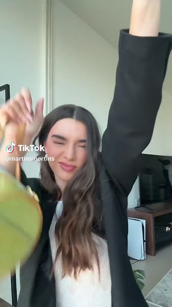 Stylish Summer Outfit Ideas with Micro Shorts