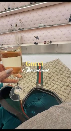 Gucci shoe shopping! 🛍️ Help me style my Giglio bag. Let me know your favorite in the comments!