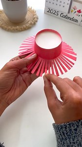 DIY Paper Cup hat 👒✨ Give a try.! . . #papercup #papercupcrafts #disposablecup #pisposablecupscraft #diy #paperhat #hat | Art beats