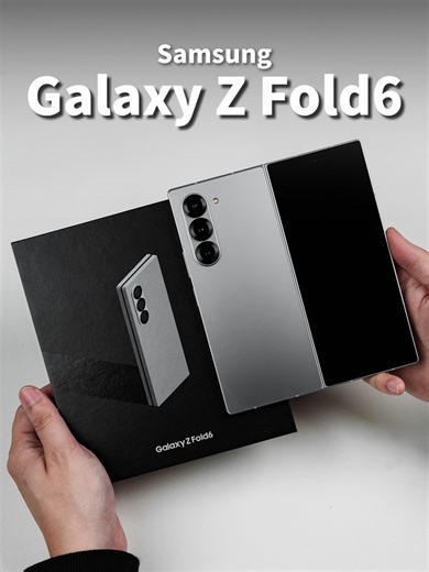 17K views · 164 reactions | 这次的Samsung Galaxy Z Fold6 外观看起来更加boxy, 方正控应该会很喜欢哈哈 Samsung #GalaxyAI #SamsungUnpacked #GalaxyZFold6 #ZFold6 #smartphone #Samsung #unboxing #android #gadgets #reels #asmr | Zing Gadget 中文版 | Facebook
