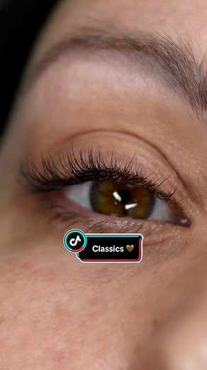Craating a classic lash set. 🤎 — Results at the end! #lashartist #lashmapping #lashextensionstrips #lash #lashextensions #lashtech #classiclashtraining