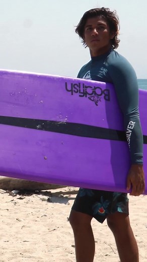 Doy clases de lunes a viernes 👀#fyp #surf #viral #parati #wsl #@quiksilver #quiksilver #surf