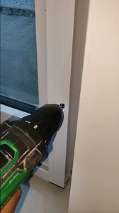 Large-frame invisible screen window, removable screen box, high-definition and high-transparency