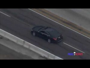 La course poursuite folle entre 4 suspects en Mercedes et la Police à Los Angeles !