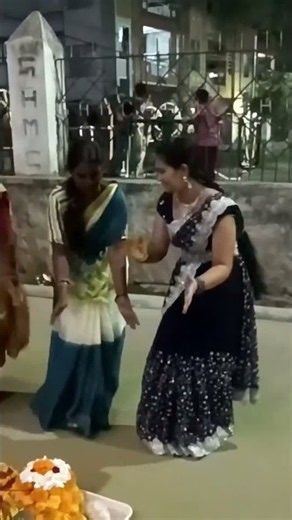 Govardhana Girulu Bathukamma Song 2026 ❤️ తెలంగాణ బతుకమ్మ పండుగ | Bathukamma Celebrations