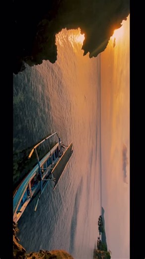 al-hadid hidayat | photographer | BAWEAN #baweanisland #baweanhits #baweantrip #baweantourism #travelling #nature #tanjunggaangbawean #gilinoko #laccarbawean | Instagram