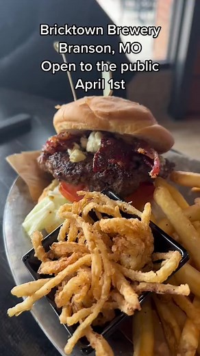 Bricktown Brewery opens on April 1st! So good! #burgers #beer #branson #restaurant #placestoeat #bricktownbewery #waterfront #taneycomo #bransonlanding | Satirah Loves Branson