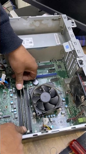 RAM & CMOS install with precise cabinet closure | Clean ASMR tech workflow ”#TechASMR #ComputerRep