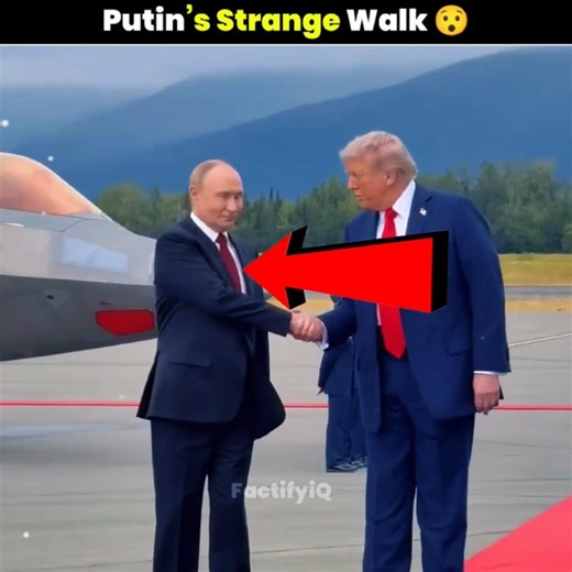 Why Putin’s Walk Is Weird 🤔