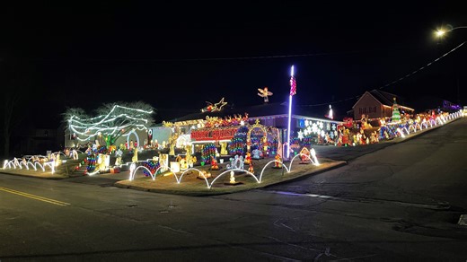 Looking for Christmas lights? These neighborhoods go all out