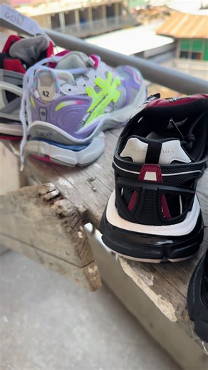 Balenciaga sneakers available dm if interested #balenciaga #balenciagatrack #sneakersaddict #fyp