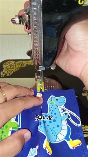 Joining fabric without an overlock #sewing #ussewtips #clothing #fyp