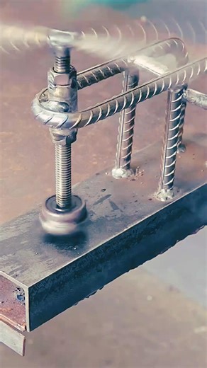 The processing of iron tools to make them fit well by blacksmiths | Processed Steel