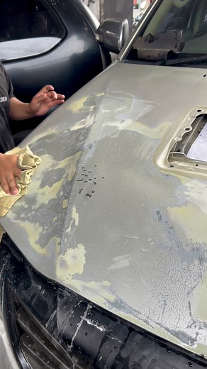 Parah seperti ini masih bisa kita kerjakan,, dan karbon FORGET pilihannya..🫶 #sticker #stickers #wrappingmobil #stickerkarbon #wrapping #education #edukasi #wrappingsticker #tutorial | Icank Bintang Sticker