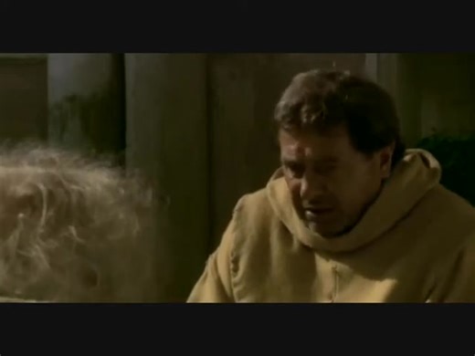 #historia #film #premiera 5 maja 2006 roku odbyła się premiera filmu w reżyserii Jana Jakuba Kolskiego "Jasminum" Kiedy Jan Jakub Kolski jakiś czas temu zdradził, że chciałby zrealizować film na podstawie bestsellerowej powieści Patricka Süskinda "Pachnidło", której bohater posiada węch absolutny i chce zostać słynnym wynalazcą perfum, jak wiele osób zadawałam sobie pytanie jak przenieść na ekran powieść tak szczególną, jak sfilmować zapachy... Okazało się że można. Z planów związanych z "Pachni