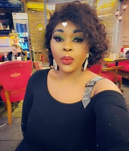 6.2K views · 298 reactions | La reine de la mode Africaine | Albarette boutique | Facebook