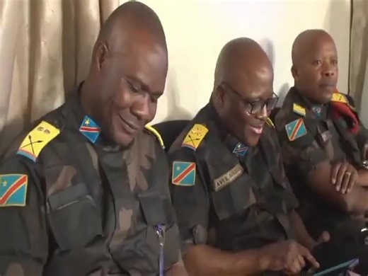 Nord-Kivu : le général Fall Sikabwe, nouveau coordonnateur des opérations militaires. Le Lt Gen Sikabwe Fall nommé coordonnateur des opérations au Nord-Kivu, le Chef d'Etat-Major Général des FARDC, le GenA Tshiwewe Christian l'a annoncé ce mardi 07 novembre au cours d'une importante réunion qu'il a présidé au centre de coordination des opérations à Goma D’après le lieutenant colonel Ndjike Kaiko, porte-parole du gouverneur militaire, c’est sur instruction du Chef de l’État que le chef d’état-maj