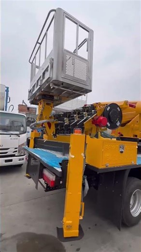 Dongfeng 30-meter aerial work truck comes from customer-customized models. #syk lift#aerial