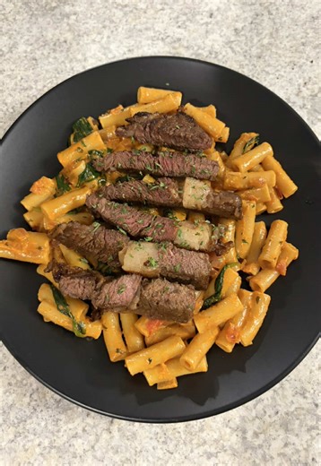 Delicious Steak and Pasta Recipe for Quick Meals