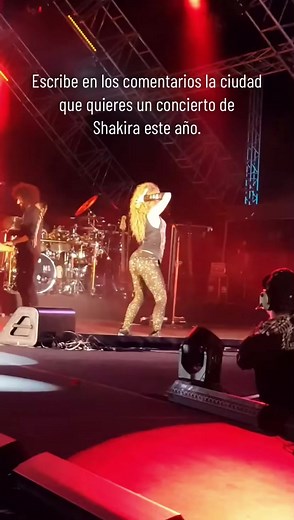 Shakira “Chantaje” live “El Dorado Tour” #shakira #foryou #shakirachallenge #shakirashakira #foryoupage #shakiraworldtour