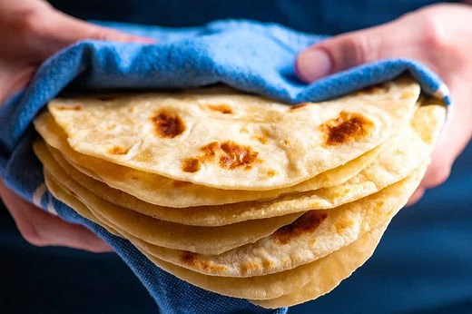 Easy Soft Flour Tortillas
