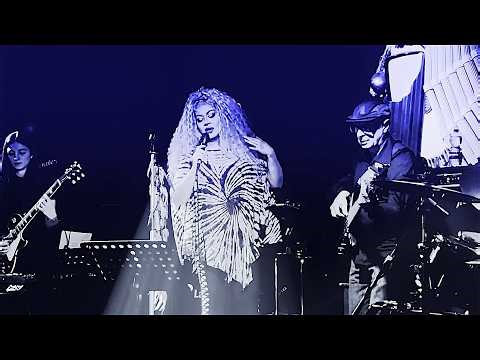 GRACE QUARANTA, 40 Shades of blues, Nothing Compares 2U #prince #sineadoconnor #nothingcompares2u