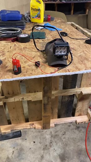 Like for an adventure￼ #redneck #redneckconvention #countryboy #redneckengineering #forypupage #hauntedhouse #hauntedtiktok #rednecknation #