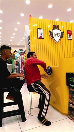 ഇങ്ങനെയൊരു സ്റ്റിയറിംഗ് വീൽ മണിക്കുട്ടി 👍👍 #viralvideo #comedyskits #comedyvideos