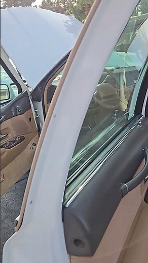 1996 Lincoln Town Car Signature Series - Same family for 28 years - AZ car - 4.6L - Leather - Clean!