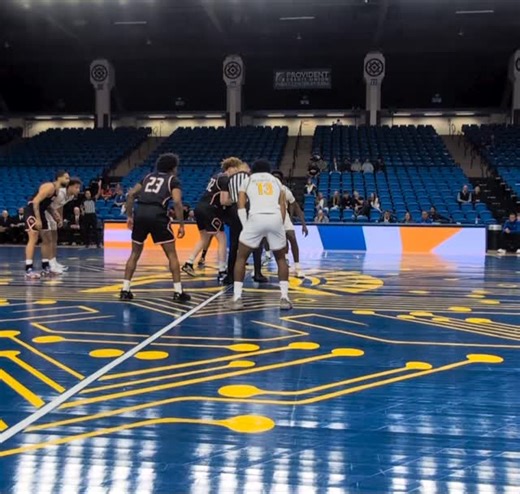 Tip off time! San Jose State vs CSU East Bay in an exhibition game #sanjosestatembb #calstateeastbayuniversity #sanjosestatespartans #sanjosecalifornia #csueastbay #csueastbaypioneers #exhibitiongame #collegebasketball #sports | Will Martin Coker | Facebook