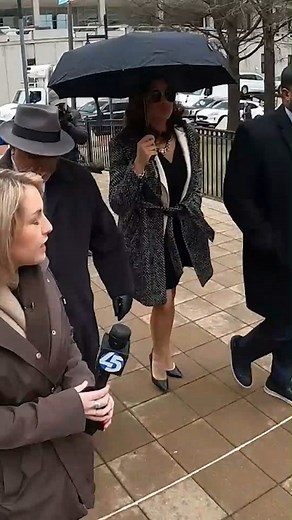 3.9K views · 30 reactions | Former City State's Attorney Marilyn Mosby walks into court Tuesday ahead of a hearing to change the venue of her looming perjury trial. READ: https://foxbaltimore.com/news/city-in-crisis/judge-expected-to-rule-on-change-of-venue-in-mosby-case# | WBFF FOX 45 | Facebook