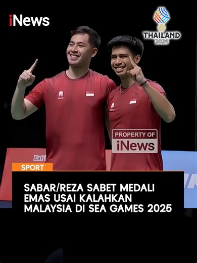 Sabar Karyaman Gutama/Moh Reza Pahlevi Isfahani berhasil meraih medali emas ganda putra SEA Games 2025 setelah mengalahkan pasangan Malaysia Aaron Chia/Soh Wooi Yik pada babak final, Minggu. Bertanding di Thammasat University Rangsit Campus, Bangkok, Thailand, Sabar/Reza yang menempati unggulan ketiga sukses menundukkan unggulan teratas Aaron/Soh dengan dua gim langsung 21-14, 21-17. Baca selengkapnya hanya di https://www.inews.id/news #iNews #SEAGames2025 #BuluTangkis #Badminton #MedaliEmas #Sa