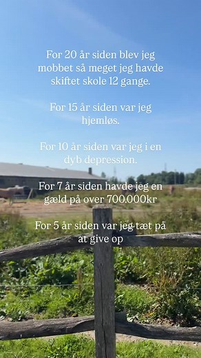 Jeg skal ikke sige at “hvis jeg kan, kan alle”. Men jeg vil sige at der var mange år, hvor jeg ikke troede jeg kunne. Jeg var helt sikker på jeg aldrig ville have de muligheder som jeg har. Og jeg vil ikke lyve for dig. Det har været hårdt, krævet tårer, gråd og sorg. Det har krævet stædighed og søvnløse nætter. Men ville aldrig bytte det for noget, og kan jeg bare inspirer en med min historie - så er jeg glad ❤️ | Adfærdscenter v/Camilla Stormont