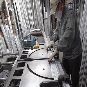321K views · 3.8K reactions | Solid Aluminum Case Manufacturing Process. Korean Alloy Hard Case Mass Production Factory | Ian Glass | Facebook