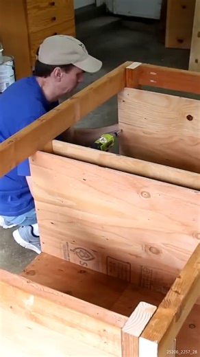 Sturdy DIY Workbench Build | Woodworking for Mere Mortals