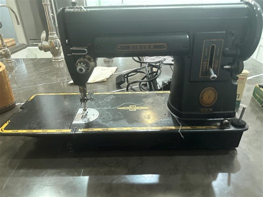 Vintage Singer Sewing Machine. Model 301. Case and Accessories Included. - Etsy