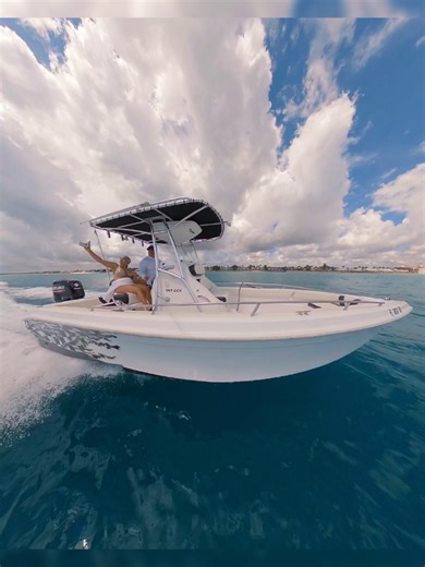 cruising on the 25 island hopper | island hopper