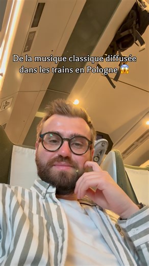 De la musique classique diffusée dans les trains en Pologne 😱 | Escapadeur : à pied, à vélo, en train