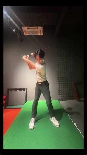 The difference in feel between a driver and irons